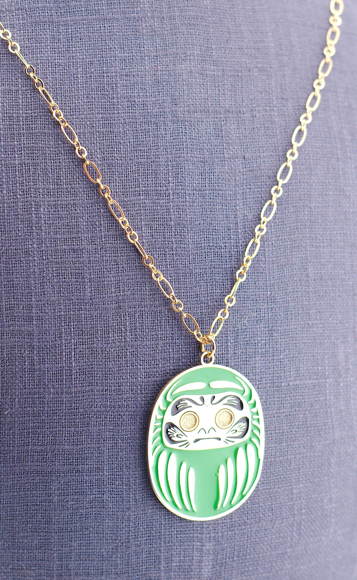 Collana Daruma Verde oro 24K simbolo di salute e benessere con ciondolo elegante 90 cm per donna