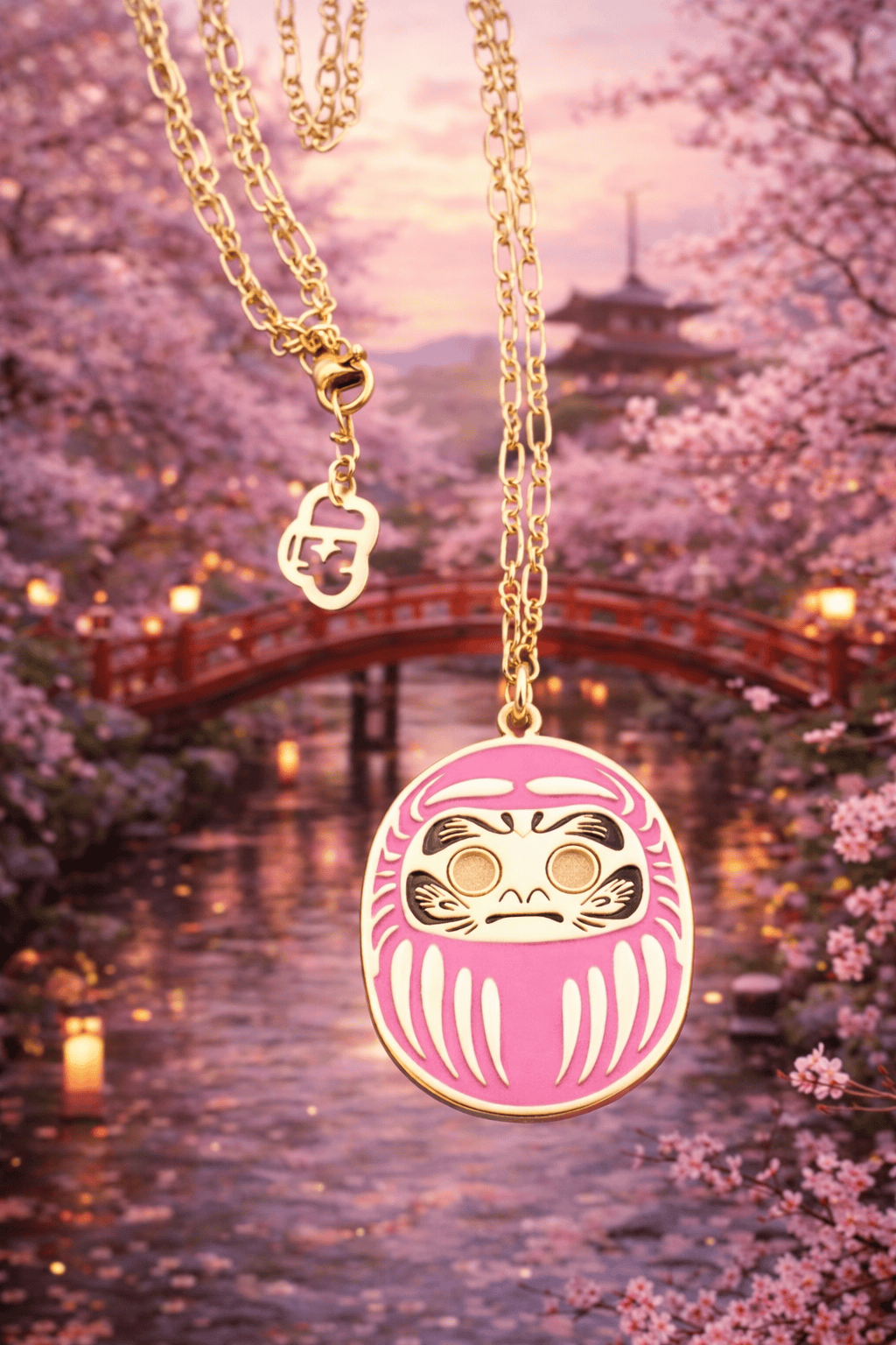 Collana Daruma Rosa Amore tra fiori di ciliegio