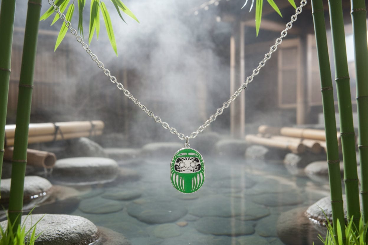 Collana Mini Daruma Verde dettaglio ciondolo – ottone placcato verde simbolo salute Nuage d'Étoiles