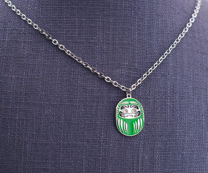Collana Mini Daruma Verde dettaglio catena acciaio – gioiello uomo Nuage d'Étoiles