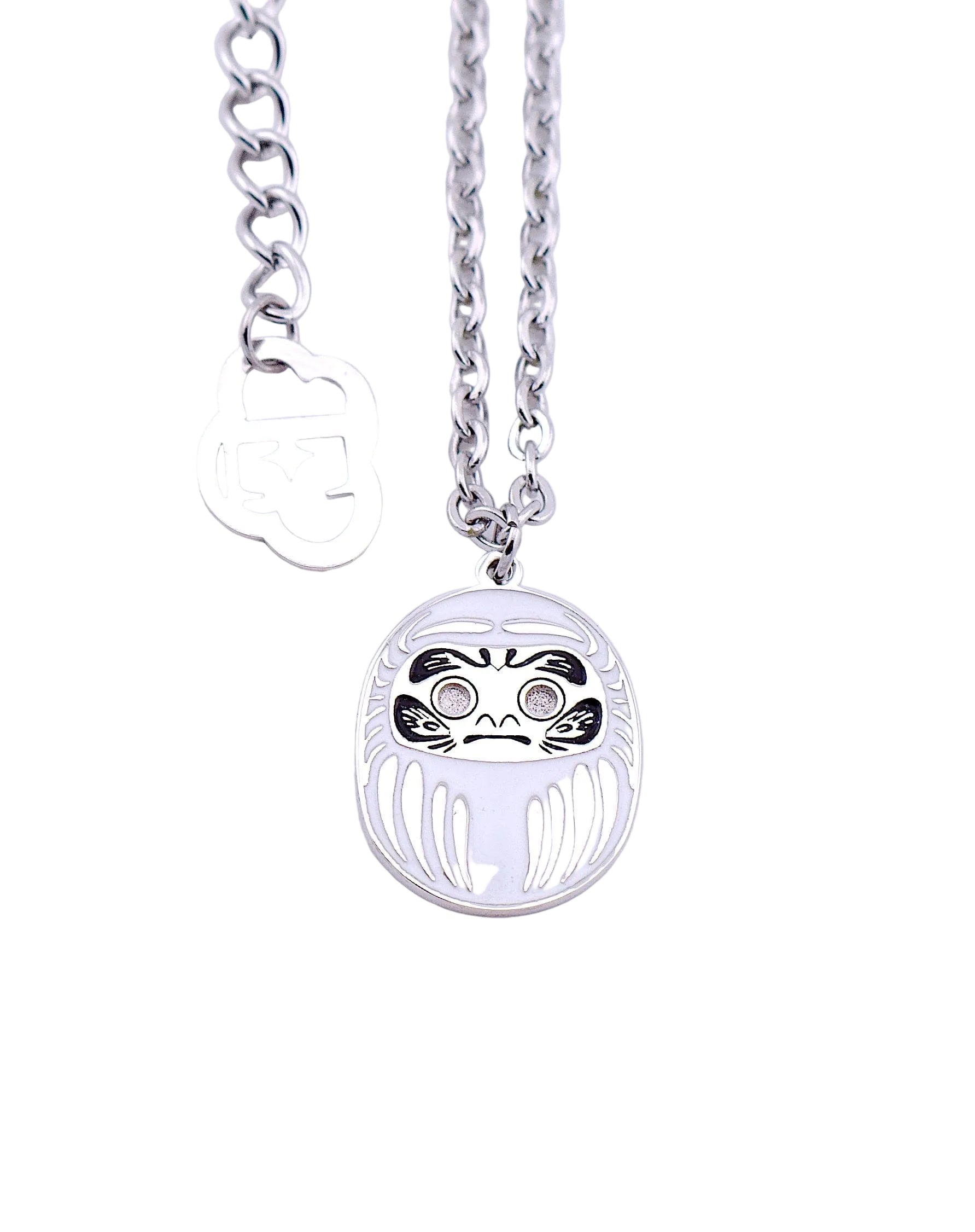 Collana Mini Daruma Bianco dettaglio ciondolo – ottone placcato rodio 16x18mm sfondo bianco Nuage d'Étoiles
