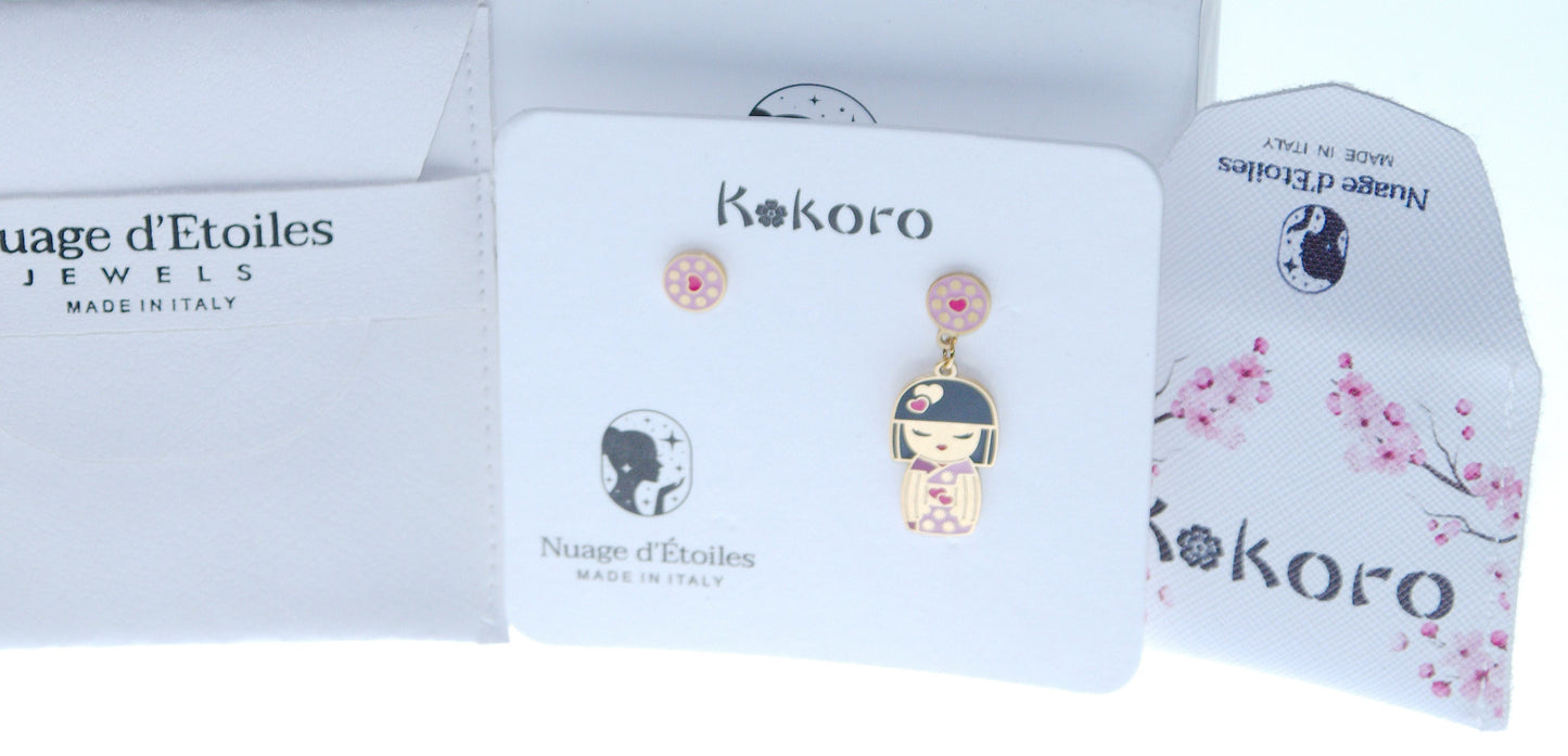 Chie – amore e fortuna, orecchino mini bambolina giapponese, collezione Kokoro, Nuage d'Etoiles