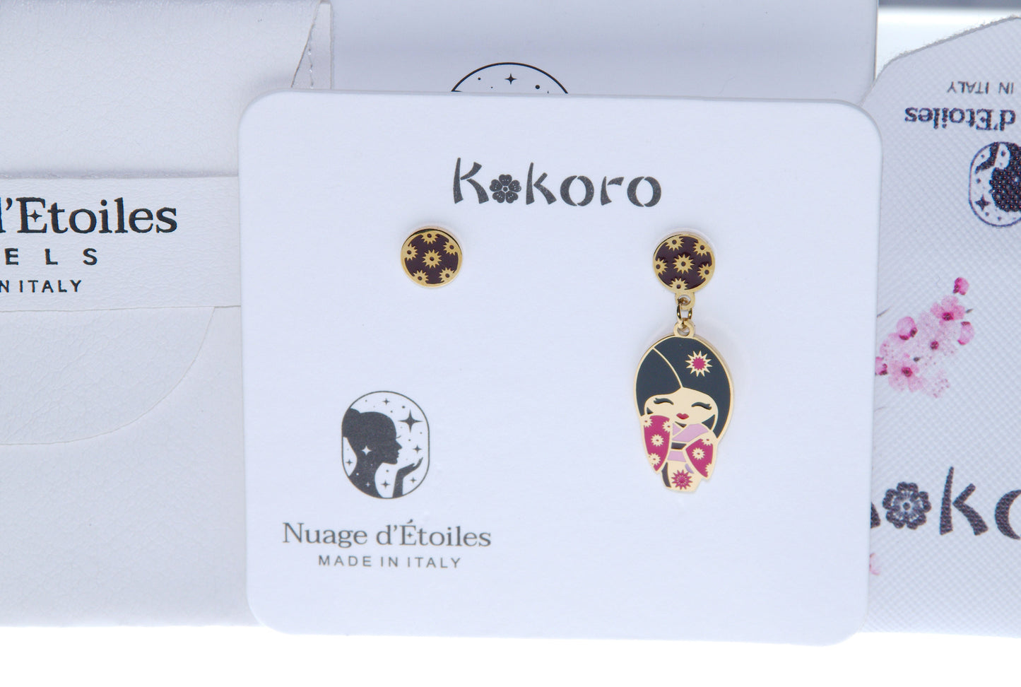 Odayaka – vista frontale orecchino mini Kokoro, Nuage d'Etoiles
