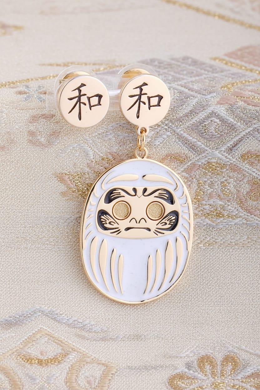 Orecchino Daruma Bianco – armonia ed equilibrio, vista frontale, collezione Daruma, Nuage d'Etoiles