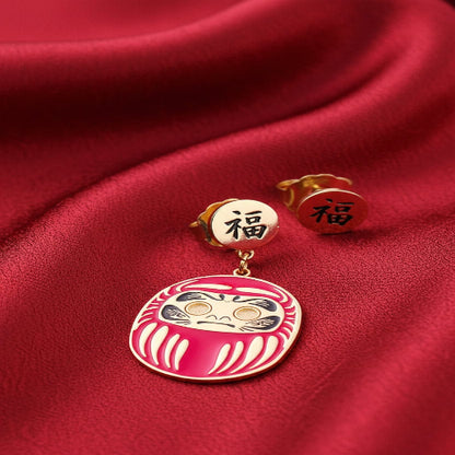 Orecchino Daruma Rosso simbolo di fortuna e buona sorte design minimal, accessorio elegante e moderno